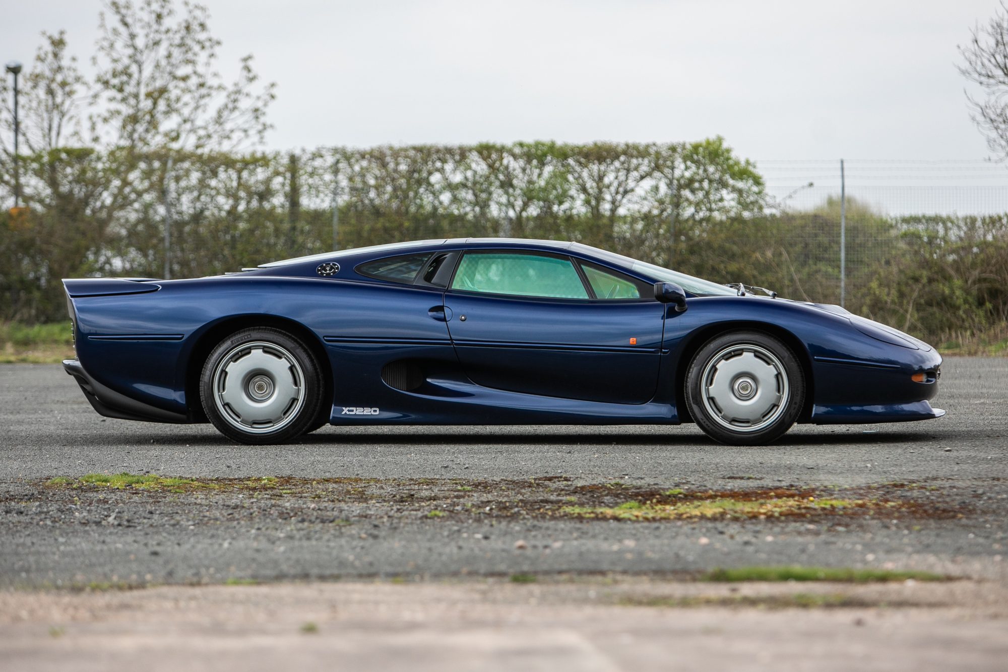 Here's Your Chance To Own Not One But Two Jaguar XJ220 Supercars ...