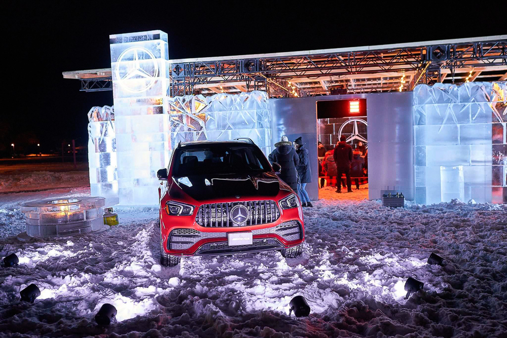 MercedesBenz Builds Ice Garage For Its Manitoba Frozen Lake Track